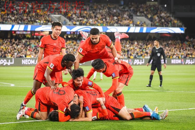 男足国家队将再赴阿联酋沙迦 迎战阿曼、澳大利亚 男足国家队将再赴阿联酋沙迦 迎战阿曼、澳大利亚